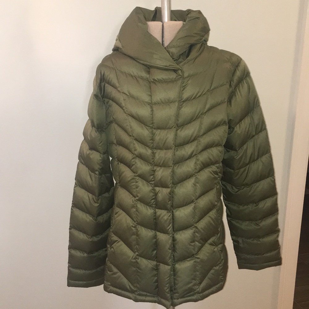 Patagonia Green Goose Down Long Jacket w Hood